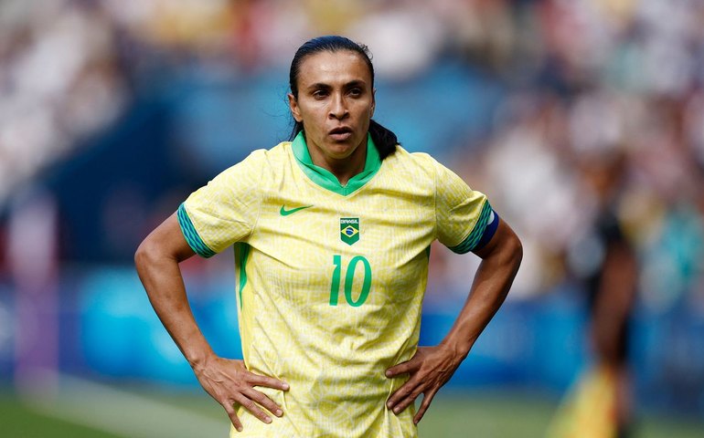 Brasil cai diante dos EUA de novo e fica com a prata em possível adeus de Marta em Paris