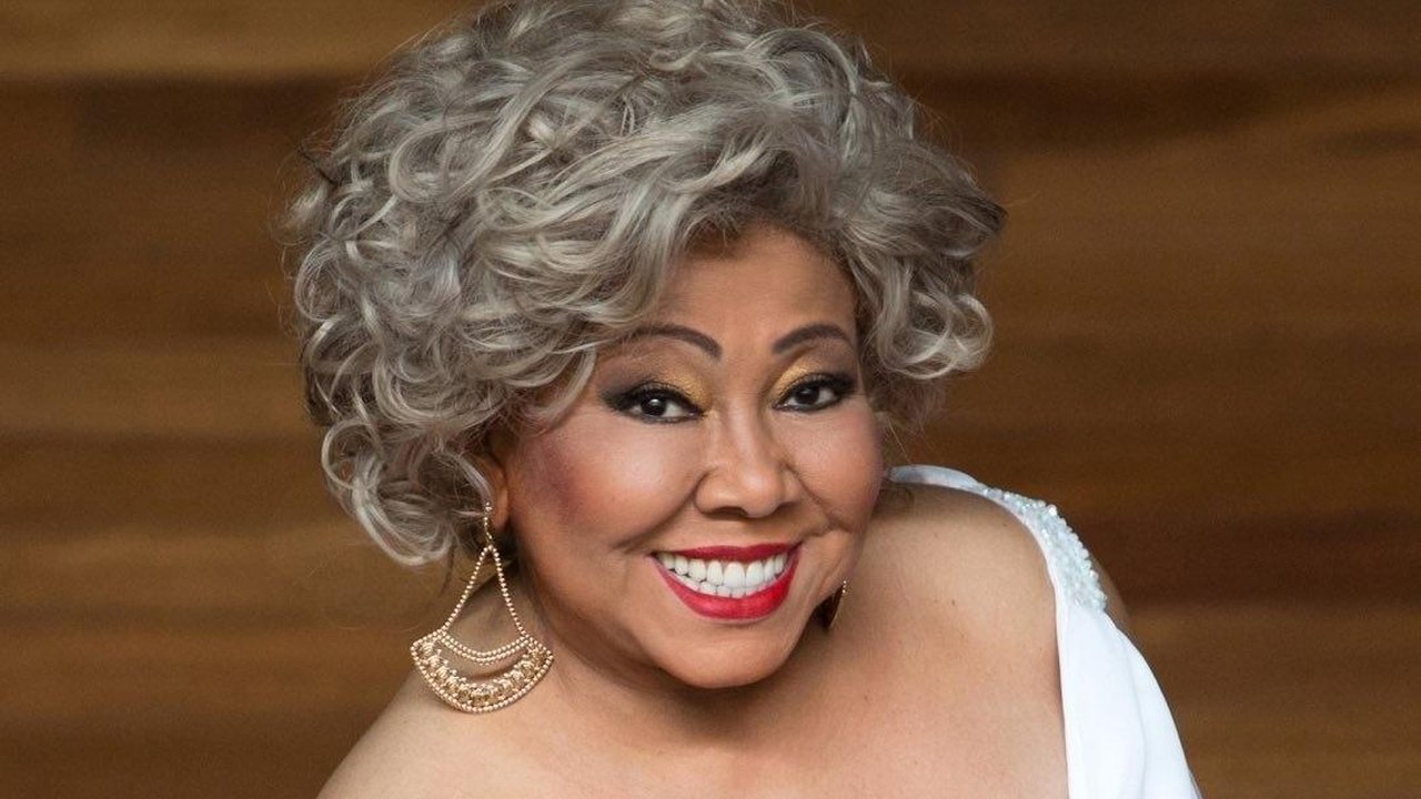Alcione esclarece confusão com Belo durante execução do Hino Nacional no Maracanã