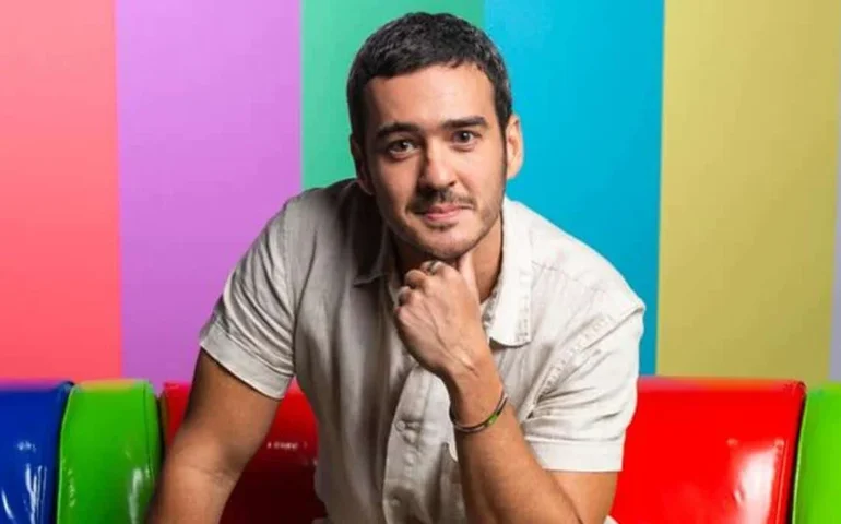 Marcos Veras faz brincadeira com suposto nude vazado: 'O meu é bem menor'