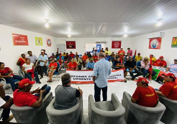 Camponeses da FNL realizam manifestação na sede do Iteral em defesa da Reforma Agrária