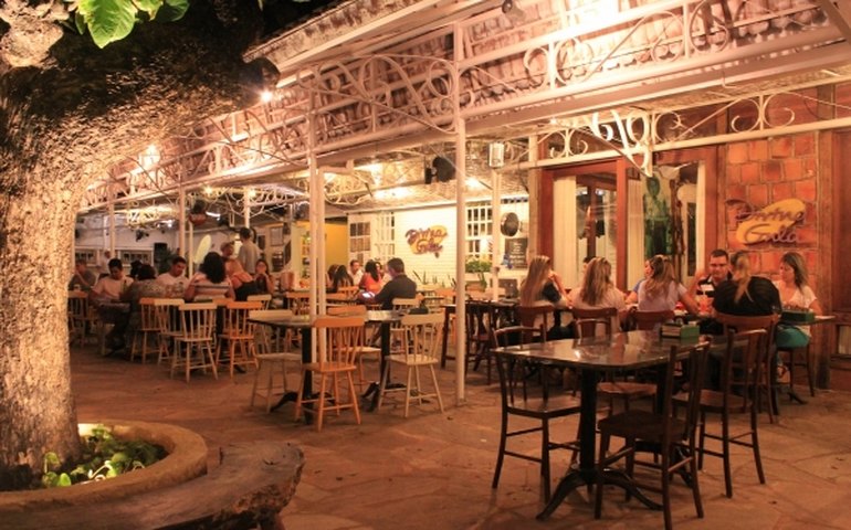 37% dos bares e restaurantes operaram no prejuízo em julho, diz Abrasel