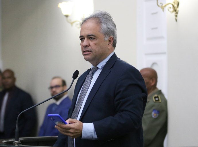 Silvio Camelo solicita celeridade na apreciação do projeto de precatórios do Fundef