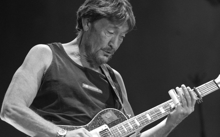 Morre o cantor e compositor britânico Chris Rea aos 74 anos