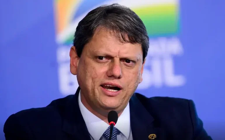 'Não existe esse negócio de direito de partido', diz Tarcísio sobre pleito do PL de indicar vice ao governo de SP