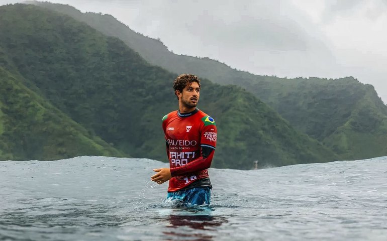 Chumbinho se classifica ao WSL Finals e garante 2ª vaga em Paris 2024