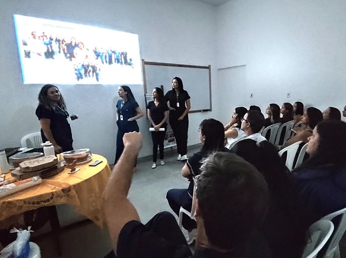 Hospital de Emergência do Agreste acolhe novos estagiários do Preparando a Volta para Casa