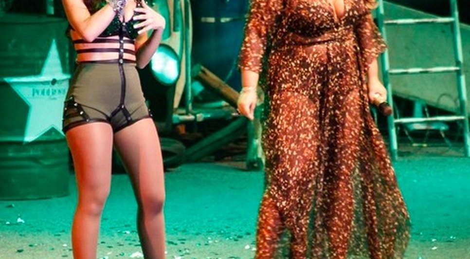 Anitta- preta gil