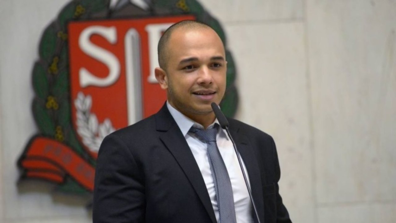 Conselho de Ética da Alesp notifica Douglas Garcia por quebra de decoro