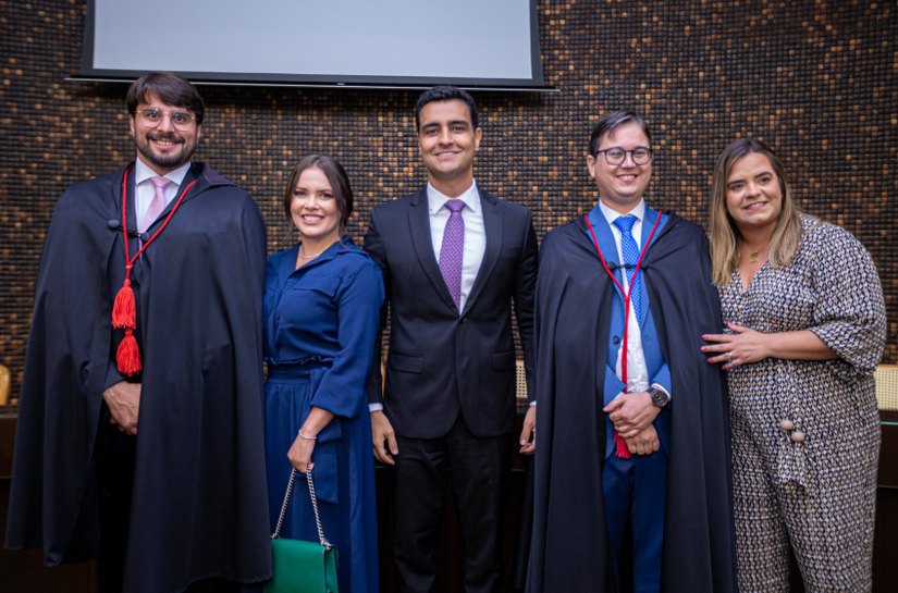 Prefeito JHC prestigia posse dos novos desembargadores do TRE/AL