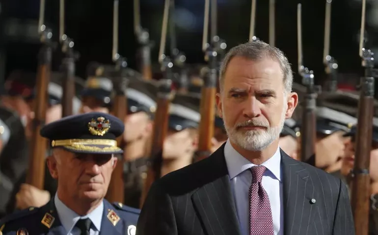 Rei Felipe VI da Espanha reconhece abusos durante conquista das Américas