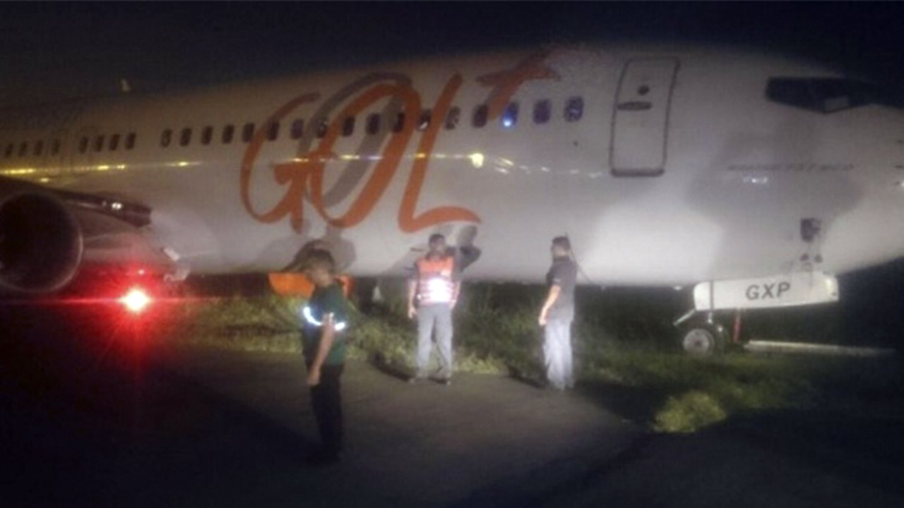 Avião da Gol derrapa na pista do Aeroporto Santos Dumont