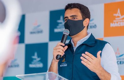 Prefeito de Maceió, JHC, anuncia isenção de taxas para mototaxistas que desejam se regularizar