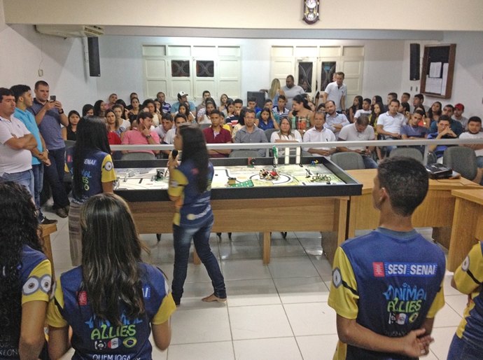 Alunos do Ebep-Atalaia apresentam projeto inovador que beneficia equinos