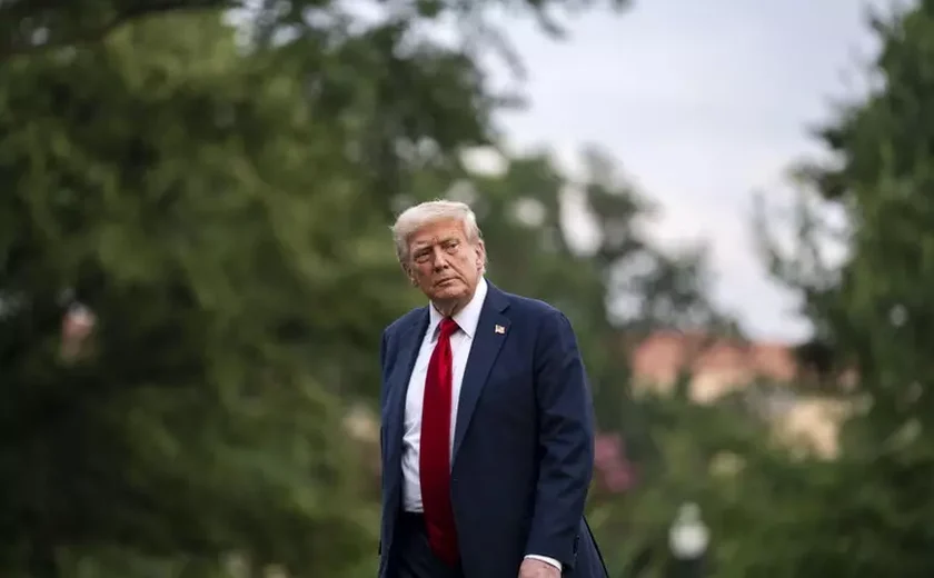 UE se reúne para discutir tarifaço de Trump e represálias