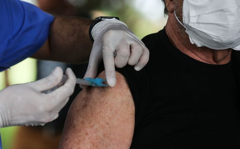 Casos de covid-19 aumentaram entre idosos no Norte e Nordeste