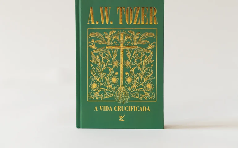 'A Vida Crucificada' chega em nova edição com coleção de clássicos