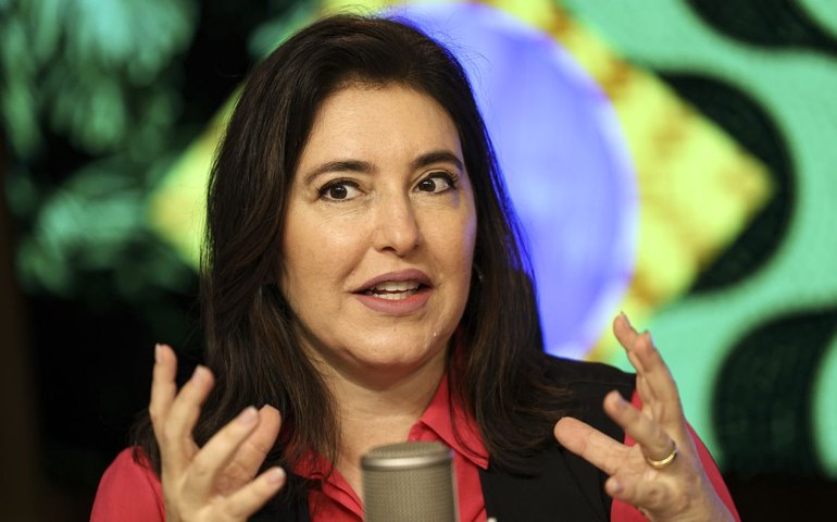 Recursos para Bolsa Família e Pé-de-Meia estão garantidos,diz ministra