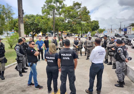 Operação apreende 16 celulares na 'Feira do Rato'