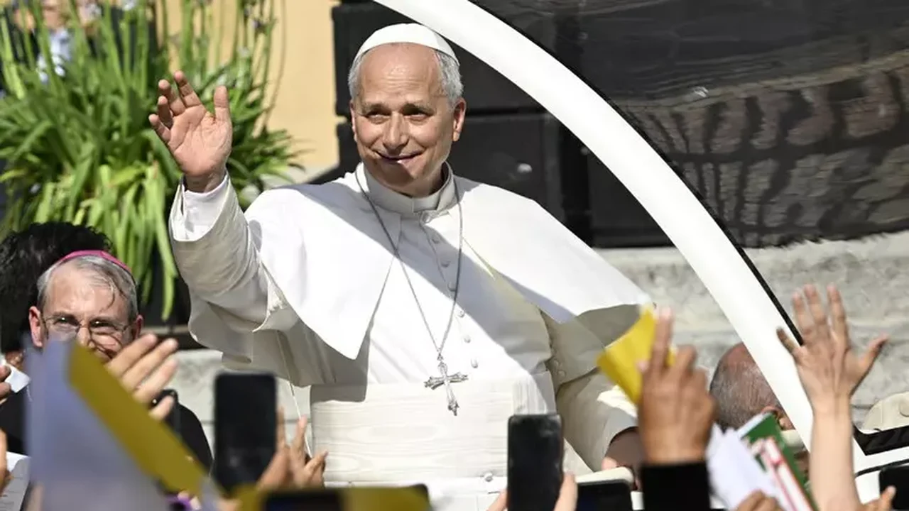 Papa Leão XIV apela contra ordenação de bispos sem autorização do Vaticano