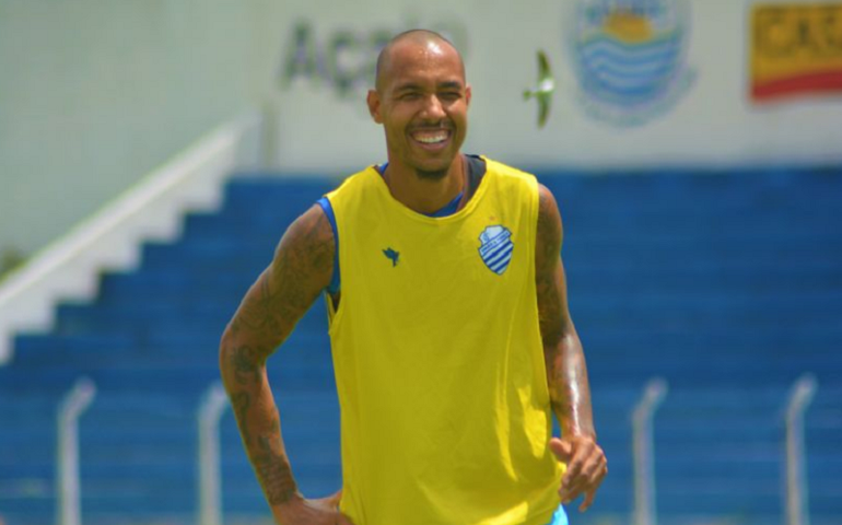 Azulão viaja para enfrentar o Flamengo no Maracanã