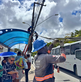 Projeto Poste Limpo inicia ação entre as Avenidas Tomás Espíndola e Durval de Góes Monteiro