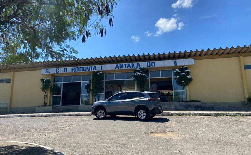 Edson Magalhães denuncia crise após MPE fechar terminal rodoviário