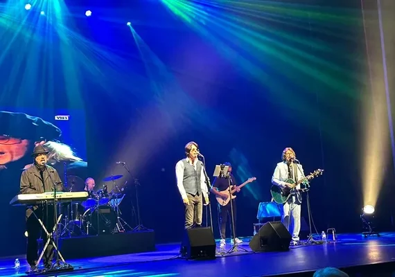 Tributo aos Bee Gees promete emocionar Maceió neste sábado