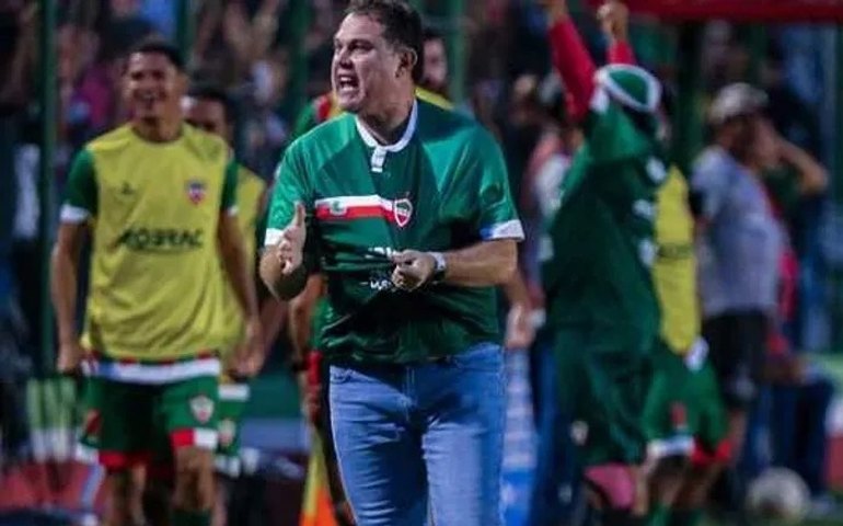 CSE anuncia retorno do técnico Parreirinha após três derrotas seguidas no Alagoano