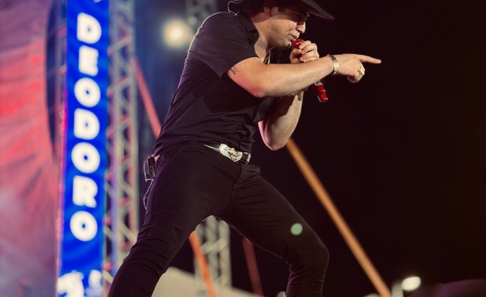 Natanzinho Lima se apresentou pela primeira vez na cidade