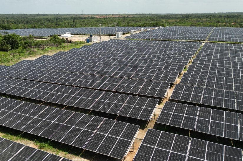Economia, praticidade e sustentabilidade: cinco benefícios da energia solar por assinatura