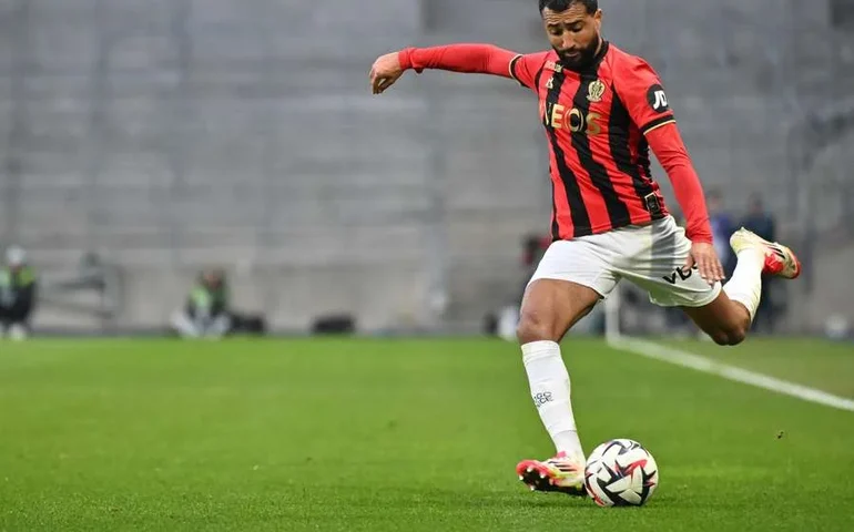 Jogador deixa Nice em meio à luta contra rebaixamento para defender Tunísia na Copa