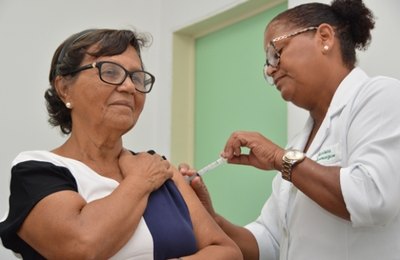 Alagoas ultrapassa meta de vacinação contra a Influenza