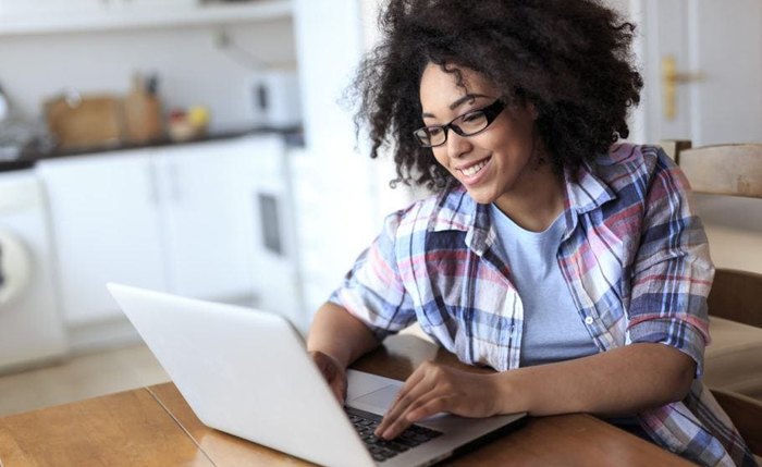 Levantamento do Datafolha mostra ainda que 34% são contrários e os demais não opinaram ou são indiferentes Levantamento do Datafolha mostra ainda que 34% são contrários e os demais não opinaram ou são indiferentes