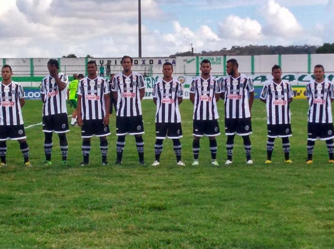 Maurílio Silva relaciona 18 jogadores para partida contra a Ferroviária-SP