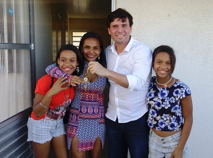 Marcius Beltrão e Renan Filho entregam 245 casas do Residencial Velho Chico II