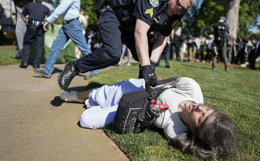 Governo Trump vai deportar estudantes estrangeiros que participaram de protestos pró-Palestina