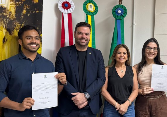 Câmara de Maceió empossa mais dois novos servidores efetivos