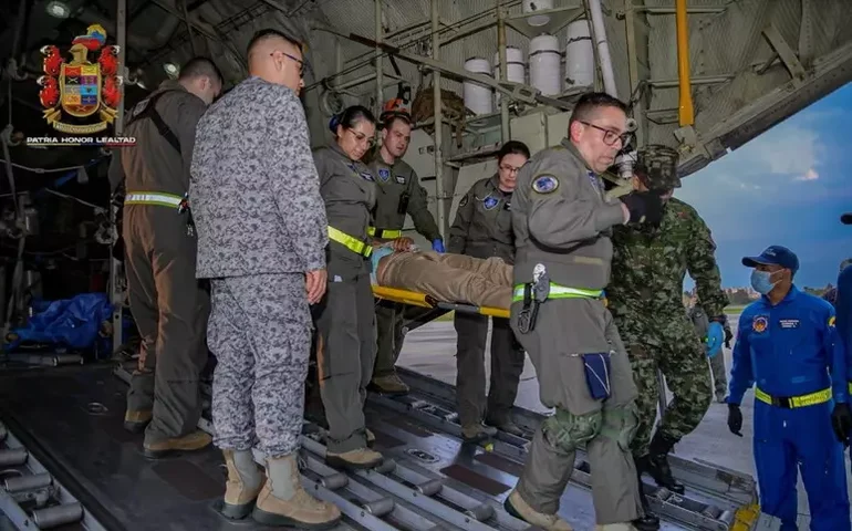 Número de mortos em queda de avião militar na Colômbia sobe para 66