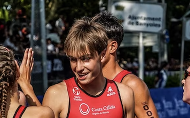 'Promessa do triatlo espanhol': Quem é o atleta Lucas García Picón, internado após acidente de bicicleta