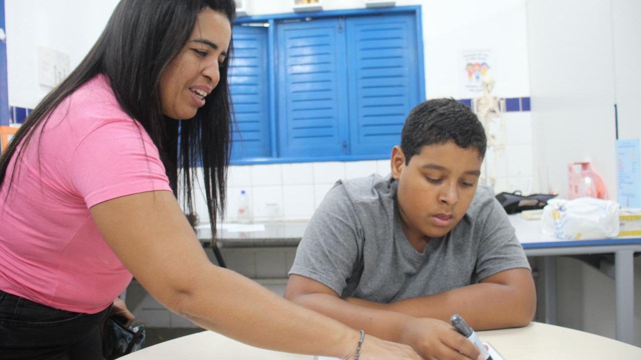 Salas de Recursos Multifuncionais auxiliam quase 3 mil alunos especiais em Maceió