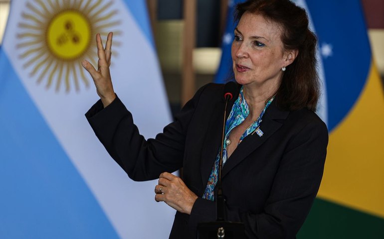 Chanceler argentina nega interferência na questão entre Brasil e o X