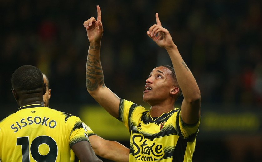 Com gol de João Pedro, Watford massacra United e aumenta pressão sobre Solskjaer