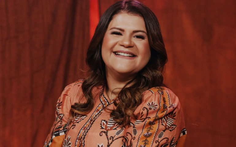 Midian Lima divulga single composto por Anderson Freire