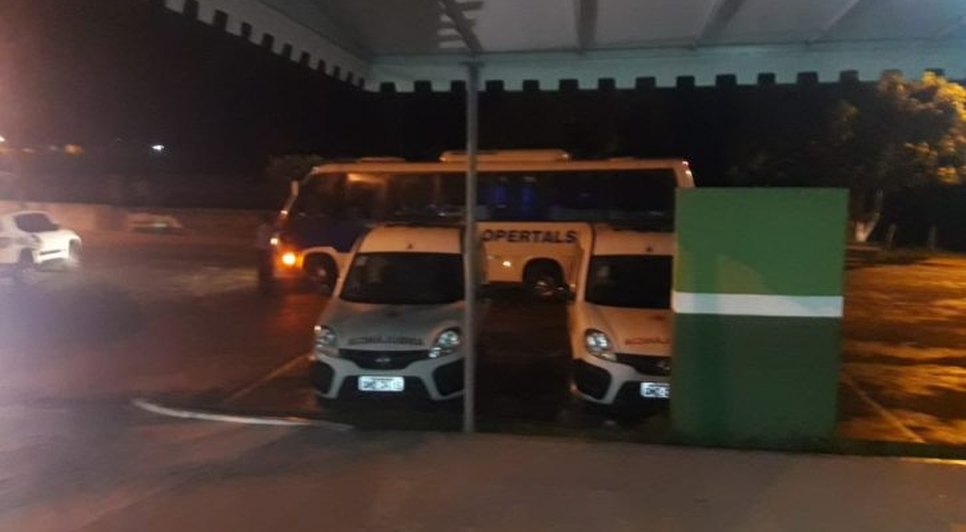 ônibus assaltado