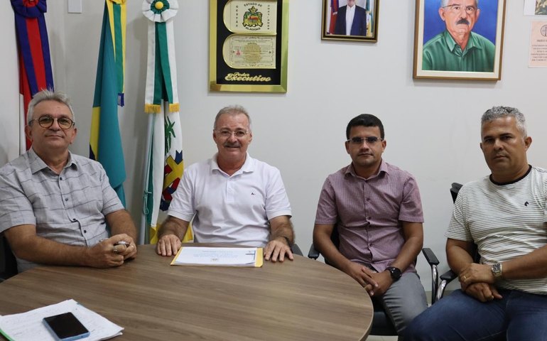 Branquinha recebe Prêmio IGM-CFA de Governança Municipal