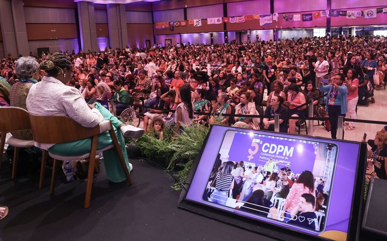 Brasília: conferencistas exigem políticas para todas as 'mulheridades'