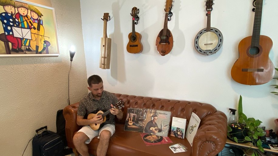 O Cavaquinho de Waldir Azevedo por Salomão Miranda – Um tributo à alma do choro brasileiro