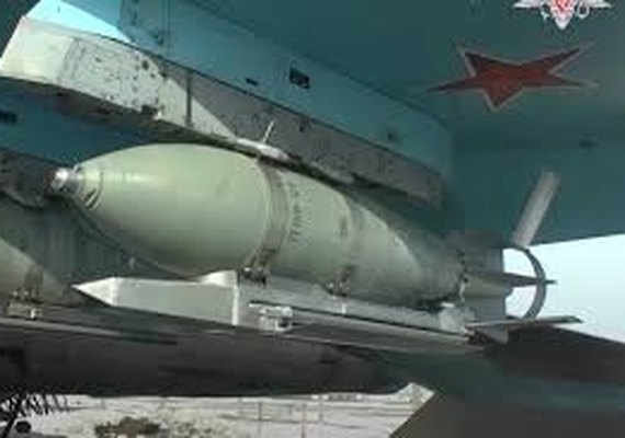 Ucrânia diz ter usado bombas planadoras dos EUA em ataque contra região russa de Kursk