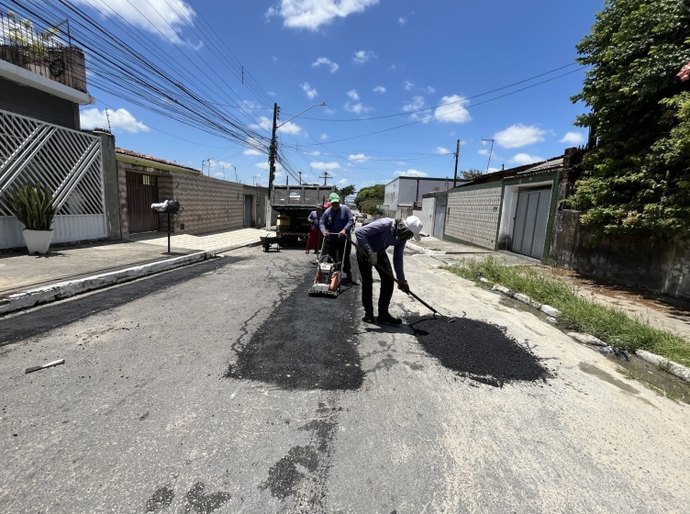 Operação Tapa-Buraco chegou a mais de 300 ruas em setembro