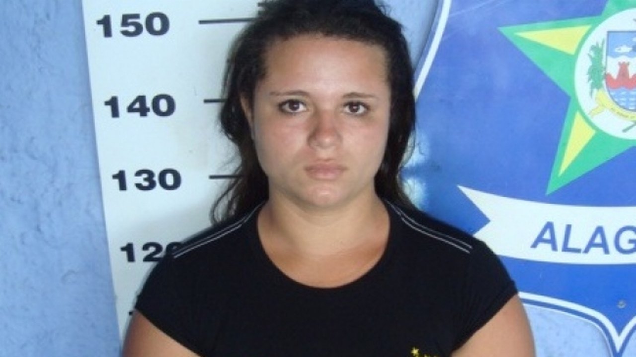Maceió: Polícia Civil indicia mulher por porte ilegal de arma de fogo